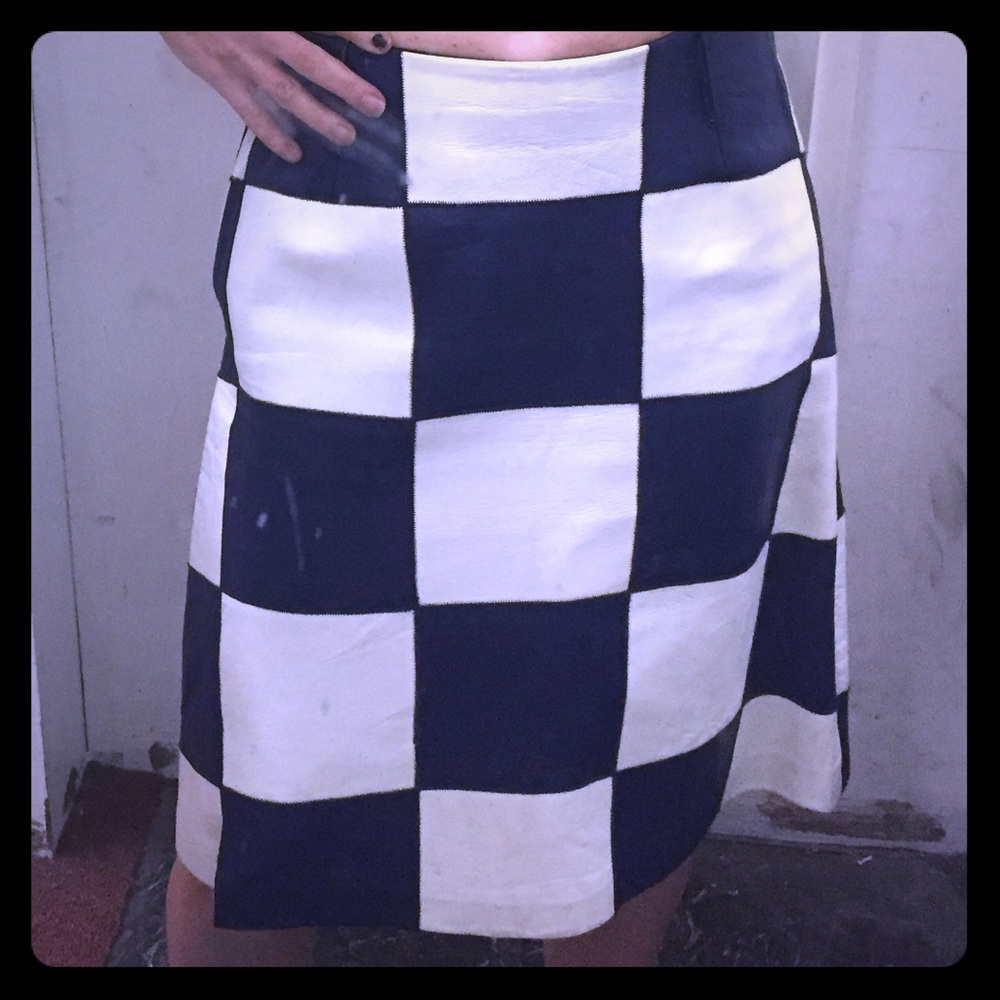 UPCYCLE VTG REPURPOSE sz 4-6 leather navy/white patchwork skirt flaws & fabulous